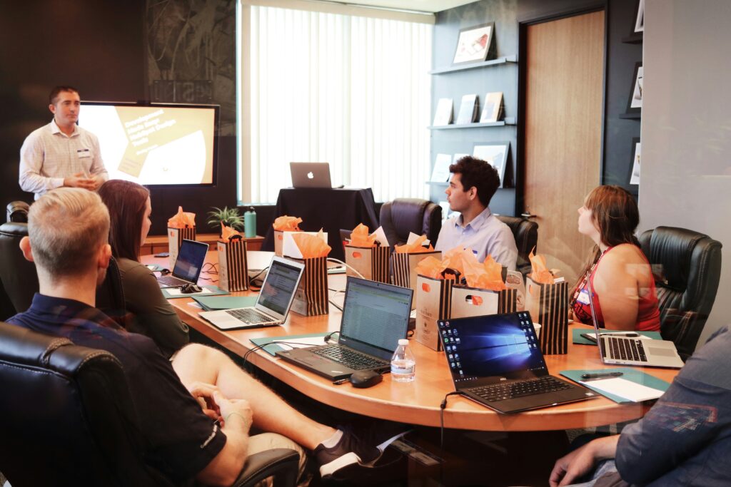 Learning Management System Examples: Top 20 LMS Platforms in 2024