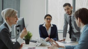 Read more about the article Philippines EOR Pricing in 2026: Real Costs, SSS, PhilHealth, Pag-IBIG, and Hidden Employer Expenses